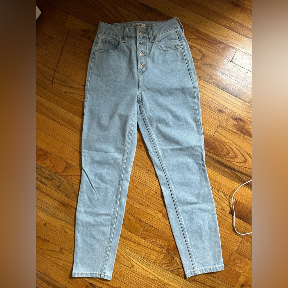 High-Waisted Light Blue GUESS Jeans